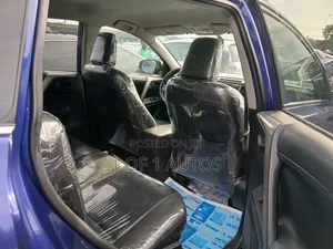 Toyota RAV4 LE 4dr SUV AWD (2.5L 4cyl 6A) 2014 Blue