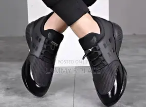 Unisex Boyfriend Shoe