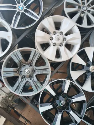 Toyota Hilux Rim