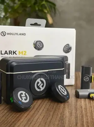 Hollyland Larkm2 Wireless Lavalier Microphone Noise Cancelling,