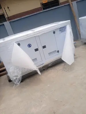 High-Capacity 100kva Perkins Soundproof Diesel Generator