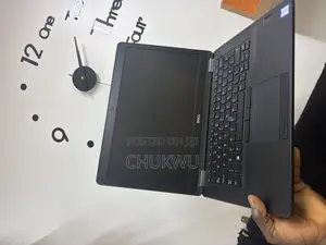 Laptop Dell Precision 5470 8GB Intel Core i5 SSD 256GB