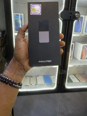 New Samsung Galaxy Z Flip5 256 GB Purple