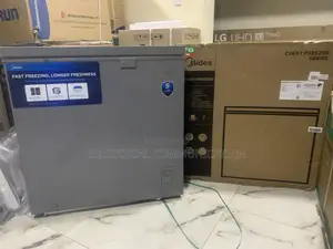 Midea 198l Chest Freezer for Catering Business