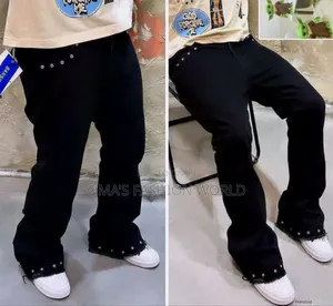 This Black Baggy Jeans Is Giving Pure Premium Vibes ,
Simple, Classy