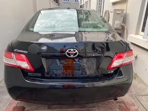 Toyota Camry LE 4dr Sedan (2.5L 4cyl 6A) 2011 Black