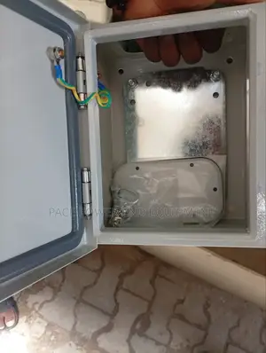 250*200*150mm Panel Box