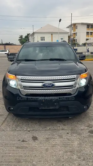 Ford Explorer XLT 4dr 4x4 (3.5L 6cyl 6A) 2012 Black
