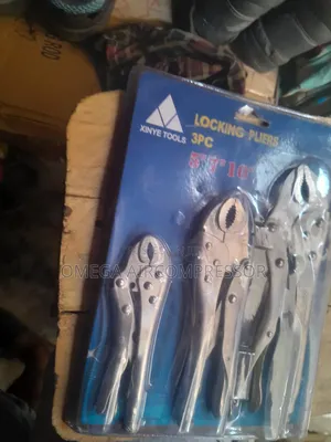 Gripping Pliers