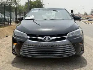Toyota Camry XLE 4dr Sedan (3.5L 6cyl 6A) 2015 Black