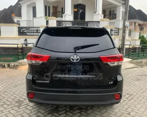 Toyota Highlander LE Plus 4dr SUV AWD (3.5L 6cyl 6A) 2015 Black