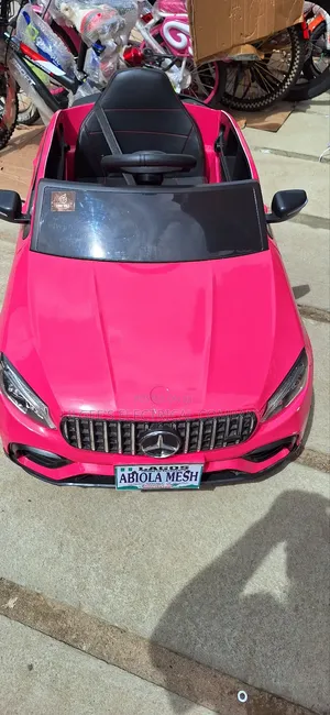 Classy Mercedes Benz Toy Car