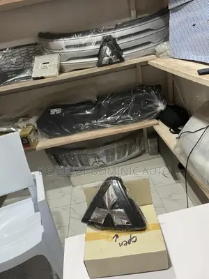Front Grille Logo Mitsubishi Pajero Sport 2018