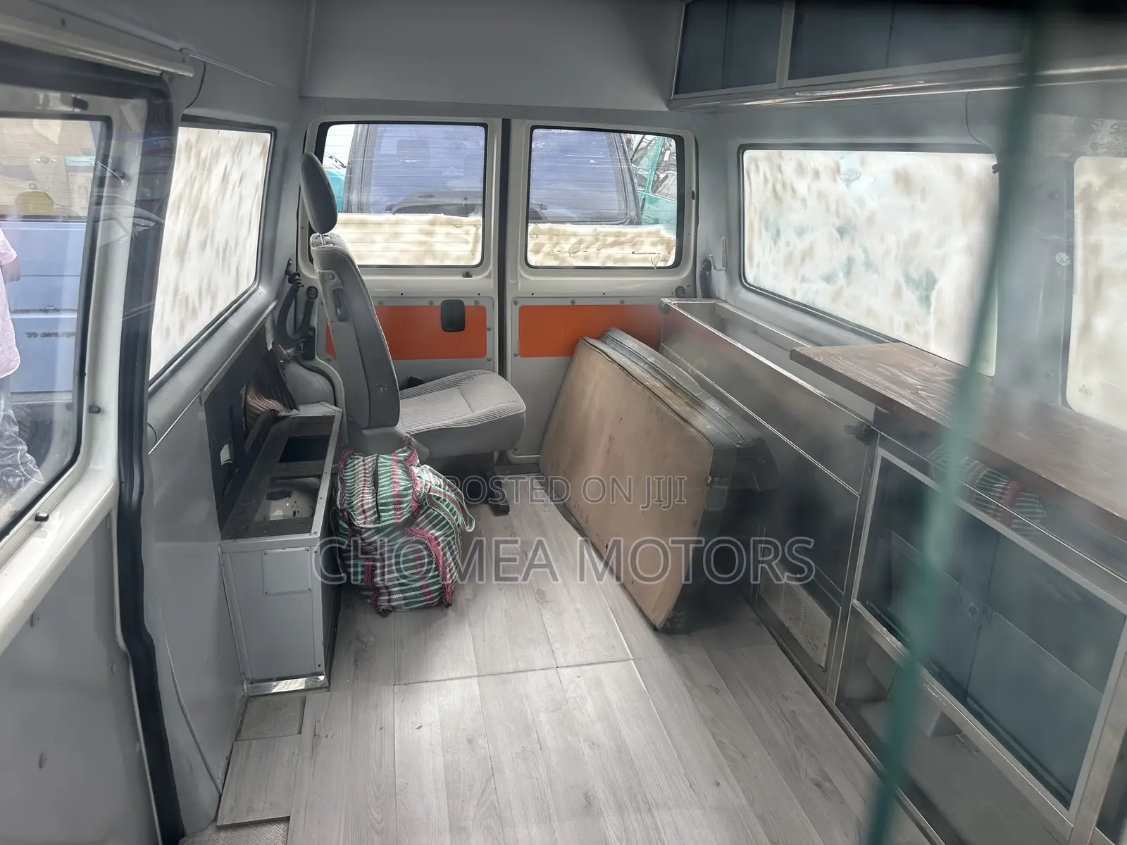 Volkswagen Transporter 2006 White
