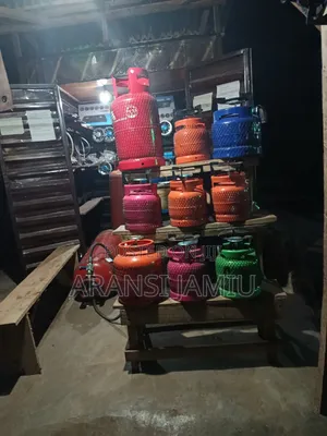 Gas Cylinder and Accessories