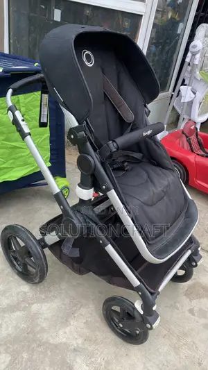 Very Clean Detachable Stroller