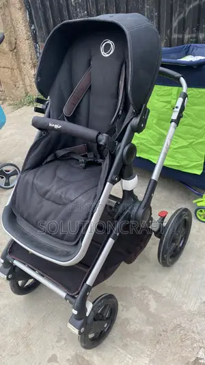 Very Clean Detachable Stroller