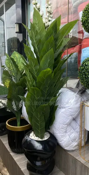 Artificial Potted Plants