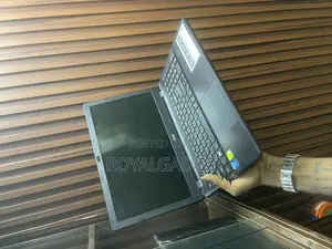 Laptop Acer Aspire E5-471G 4GB Intel Core i5 HDD 320GB