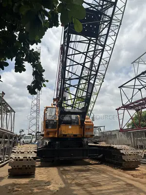Fairly Used 300 Tons Crawler Crane Available - Lagos