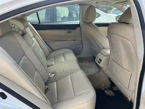Lexus ES 350 FWD 2014 White