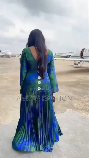 High-Quality Beautiful Turkey Long Pleated Gown