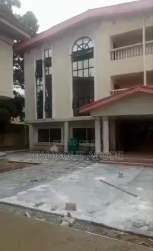 Distress 31 Rooms Functioniing Hotel Urgently for Sale in Ajao Estate