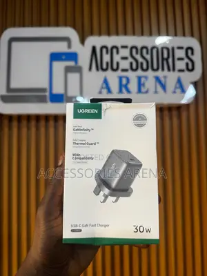 Ugreen 30w Usb-C Gan Fast Charger