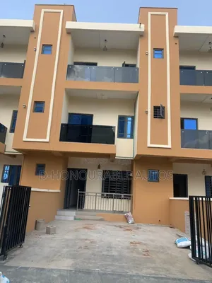 4 Bedroom Terrace Duplex With 2 Family Lounge