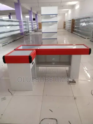 Supermarket Cashier's Table