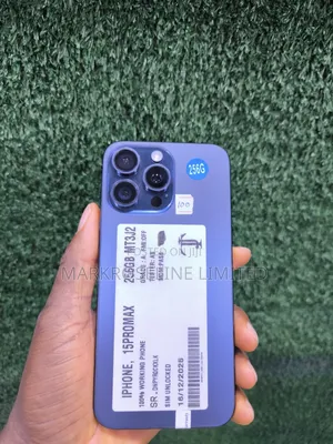 Apple iPhone 15 256 GB Blue