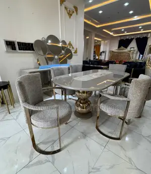 Luxury Grizzly Dining Set