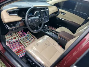 Toyota Avalon Limited FWD Sedan (3.6L 6cyl 6A) 2016 Brown