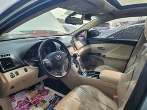 Toyota Venza AWD 2010 Green
