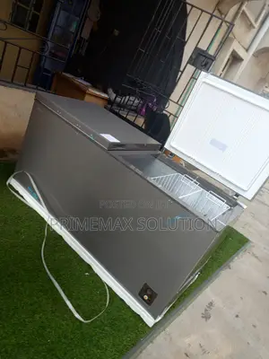 Hisense 500 Liters Double Door Chest Freezer With Power Indicator