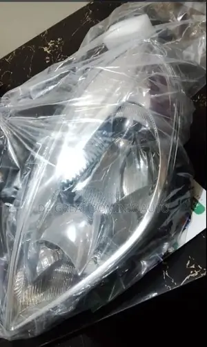 Headlamp for Nisan Almere 2012