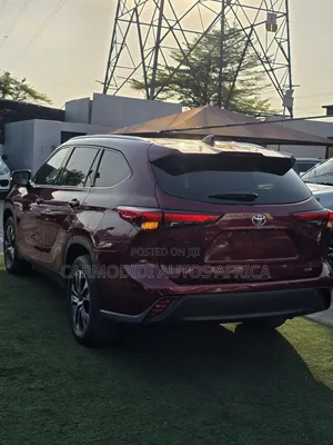 Toyota Highlander XSE 2021 Black
