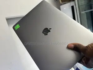 Laptop Apple MacBook Pro 2022 M2 24GB Apple M2 SSD 1T