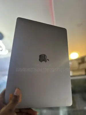 Laptop Apple MacBook Pro 2020 32GB Intel Core i7 SSD 512GB