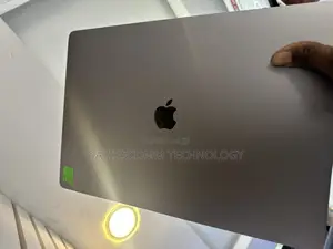 Laptop Apple MacBook Pro 2019 64GB Intel Core i9 SSD 1T
