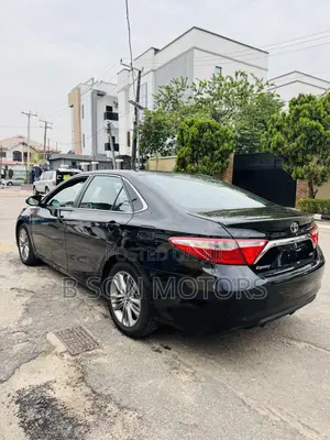 Toyota Camry SE 4dr Sedan (2.5L 4cyl 6A) 2017 Black