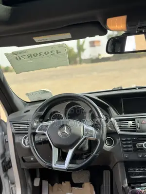 Mercedes-Benz E350 Base BlueTec Sedan (3.0L 6cyl 7A) 2012 Silver