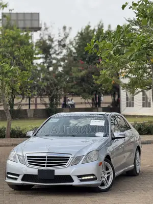 Mercedes-Benz E350 Base BlueTec Sedan (3.0L 6cyl 7A) 2012 Silver