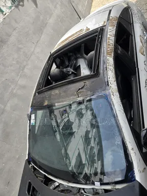 Gle43 2017 292 Coupe Panoramic Roof Glass Available Installed