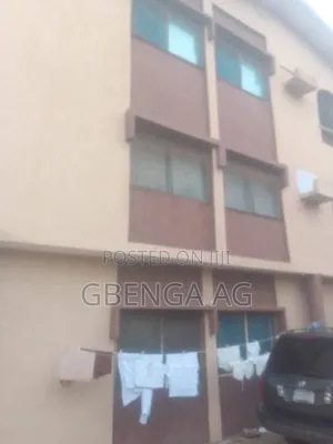 3bdrm Block of Flats in Irepo Estate, Akesan for sale