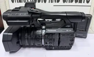 Panasonic Hc-X1000 Professional Camcorder ( Tokunbo)