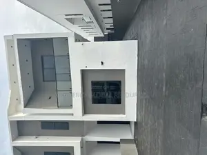 4bdrm Duplex in Urban Prime Estate for sale