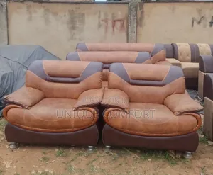 Top Quality 7 Seaters Foreign Leather Sofa Set (3,2,1,1) Seaters