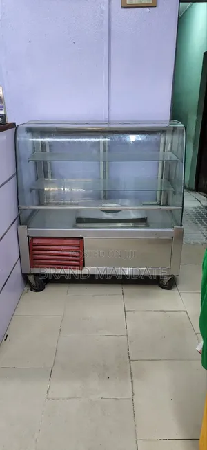 Cake Chiller