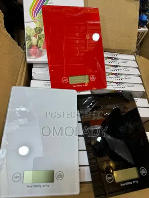 Slim and Flat Electronic Kitchen Scale - Max 5000g